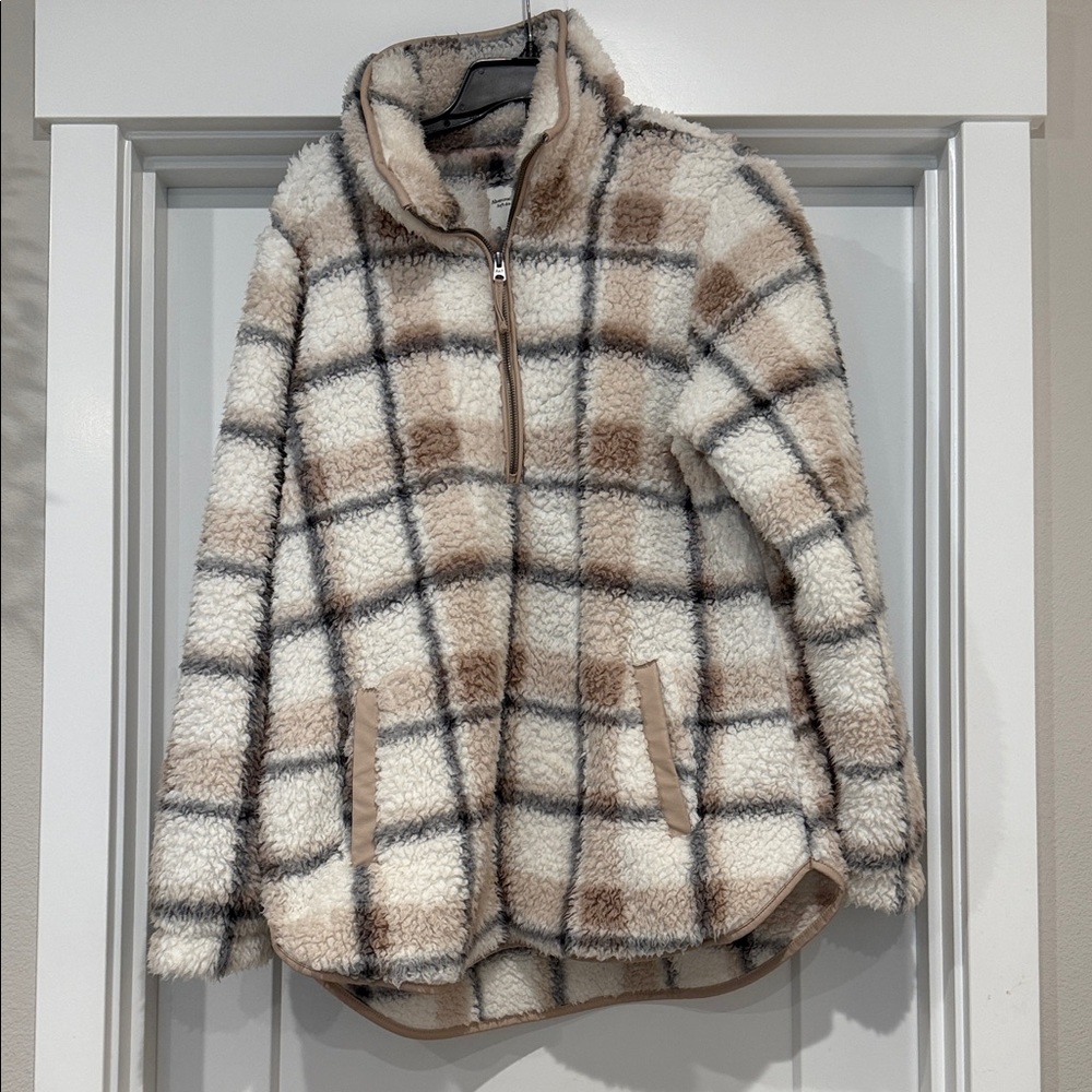 Abercrombie & Fitch Checkered Teddy Jacket - Cream and Tan